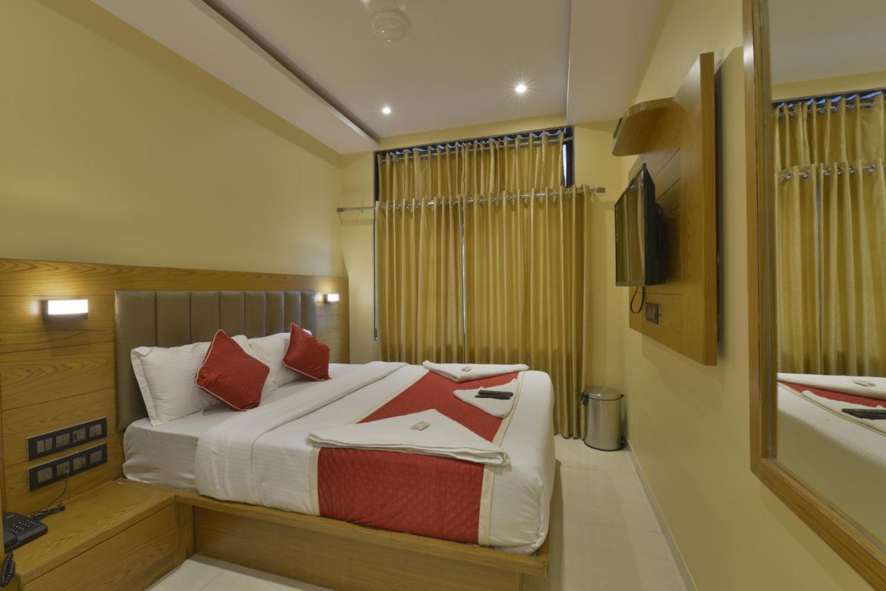 Hotel Residency Park Мумбаи Экстерьер фото